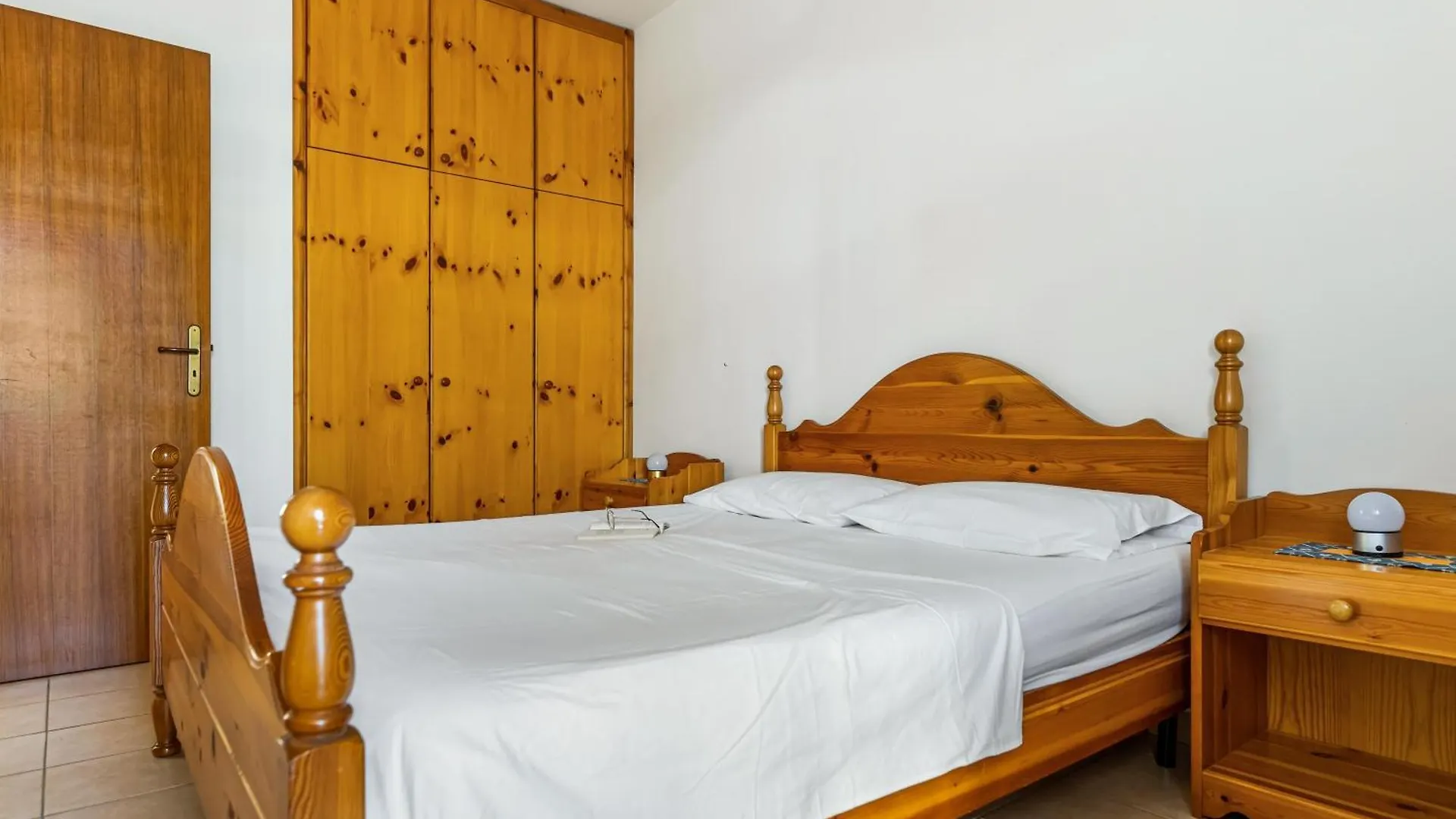 Brezza Marina - Lovely Flat With Veranda & Parking Marina di Ragusa Italy