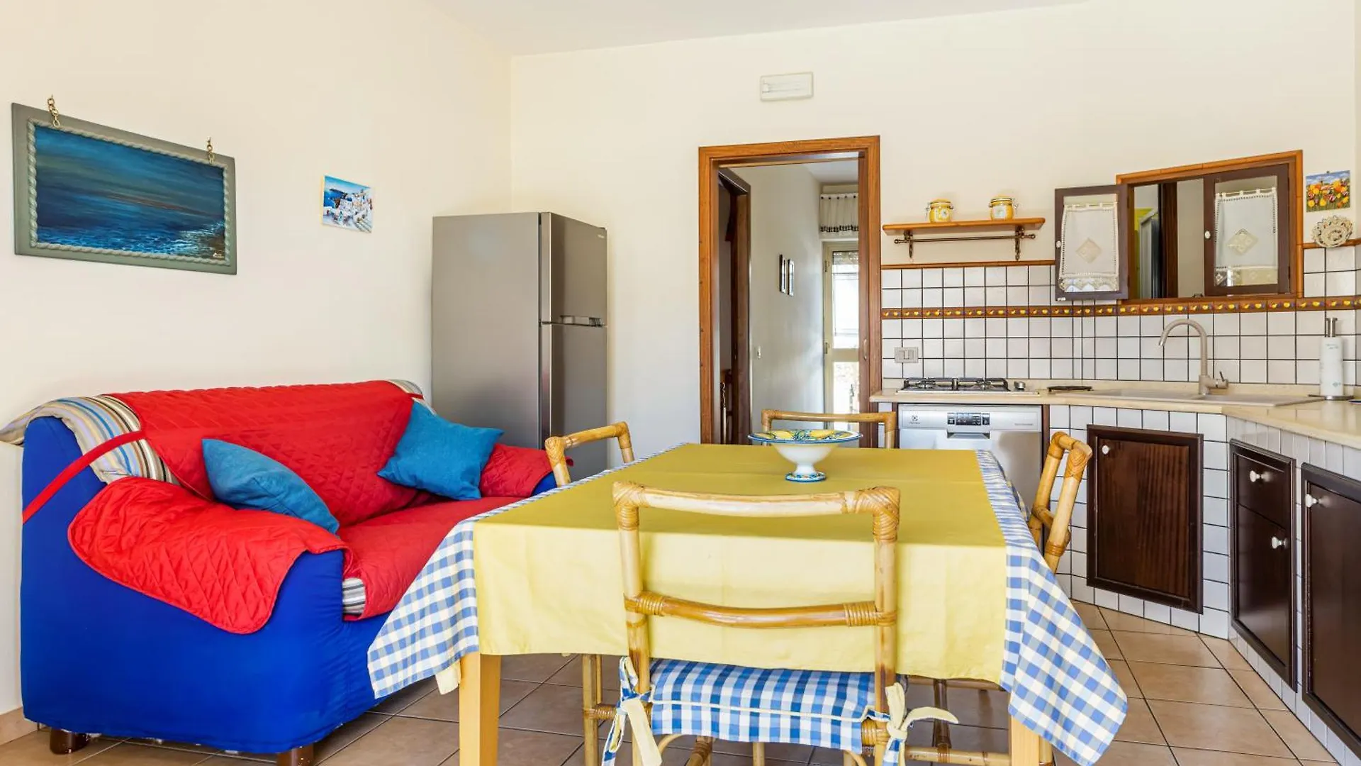 Brezza Marina - Lovely Flat With Veranda & Parking Marina di Ragusa Italy