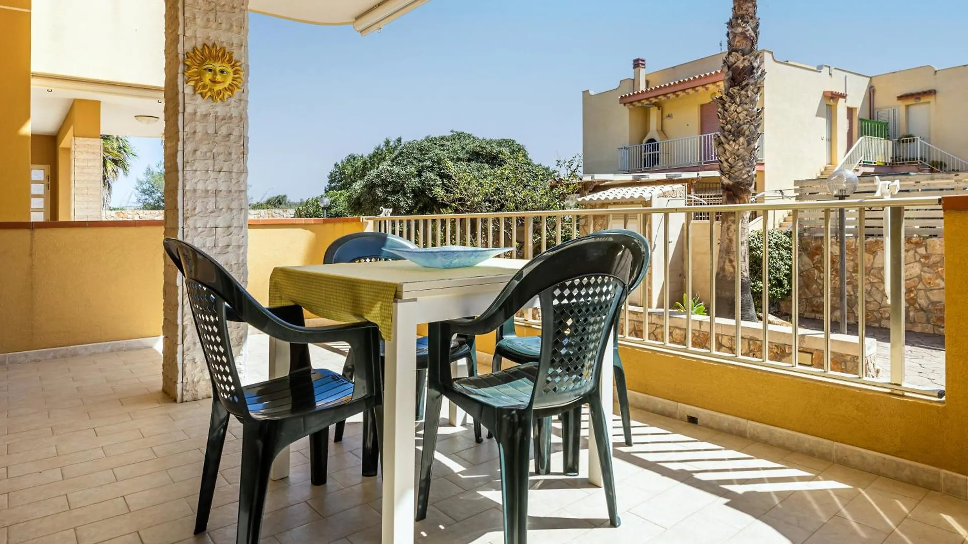 Brezza Marina - Lovely Flat With Veranda & Parking Marina di Ragusa Apartment