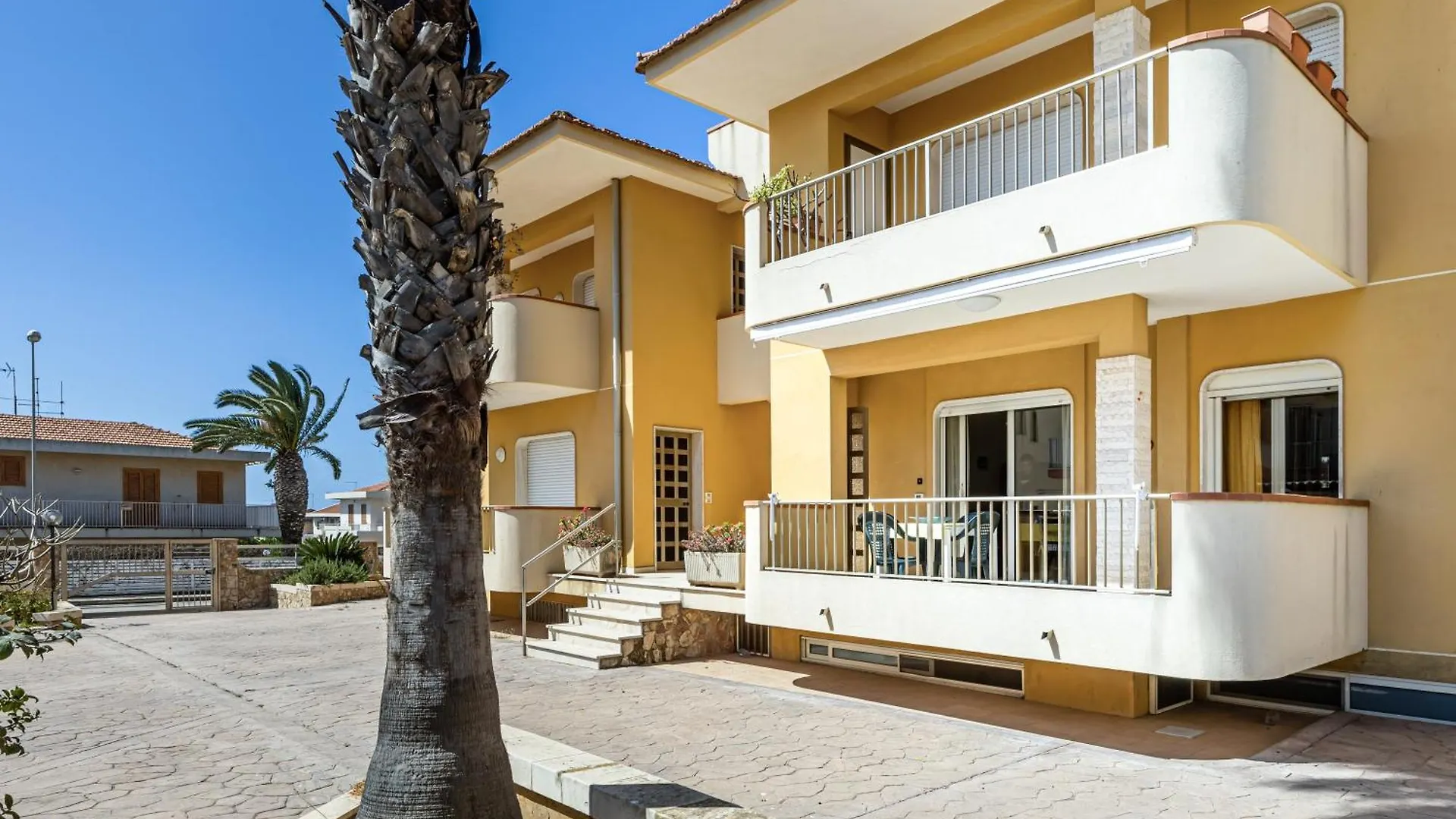 Brezza Marina - Lovely Flat With Veranda & Parking Marina di Ragusa