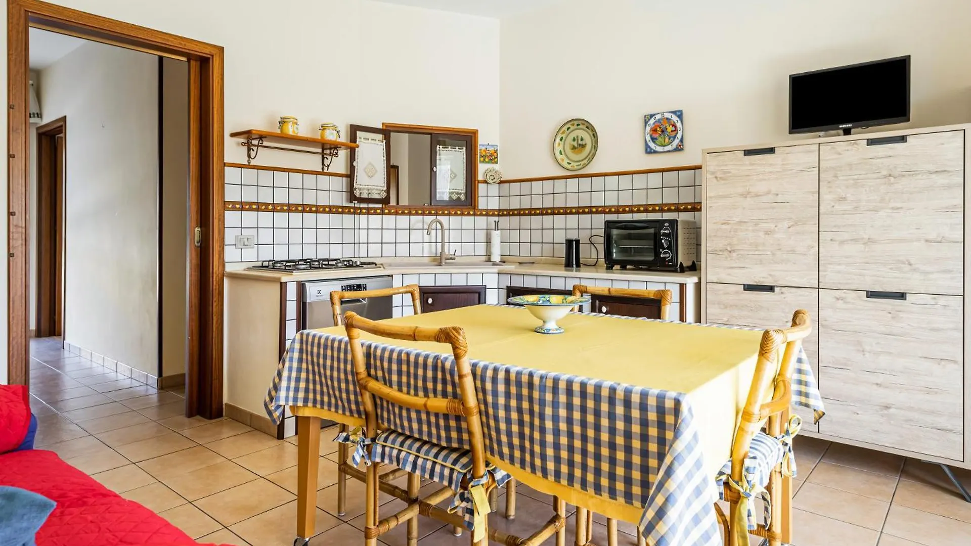 Apartment Brezza Marina - Lovely Flat With Veranda & Parking Marina di Ragusa